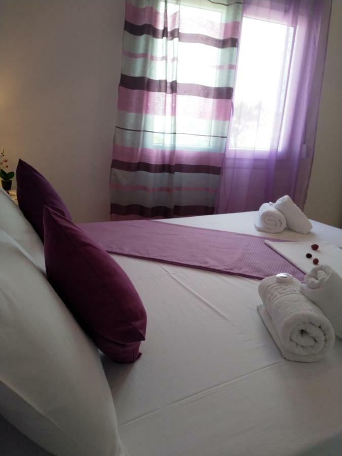 Nikoletta Rooms Парос Экстерьер фото